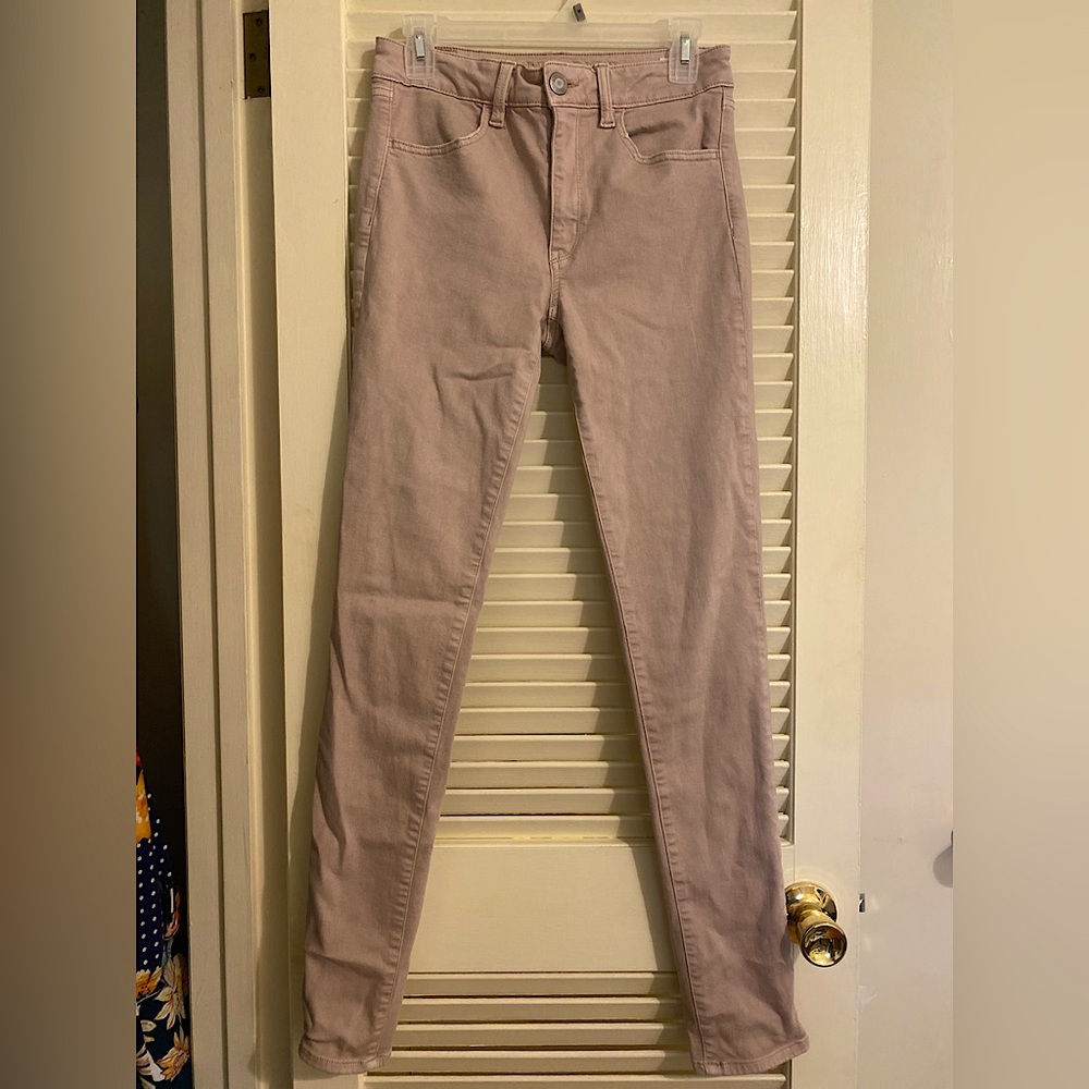 Women’s jeans. American Eagle brand, xtra long light pink jeans